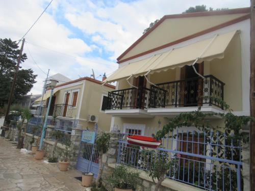 Symi Apartment | Chryssa Rooms