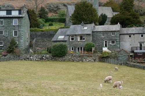 Chapel Stile House | Church Bank