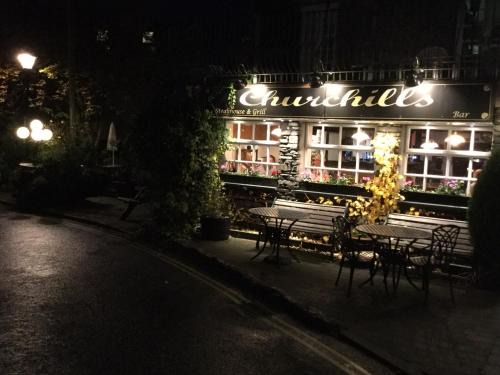 Bowness-on-Windermere Hotel | Churchills Inn & Rooms
