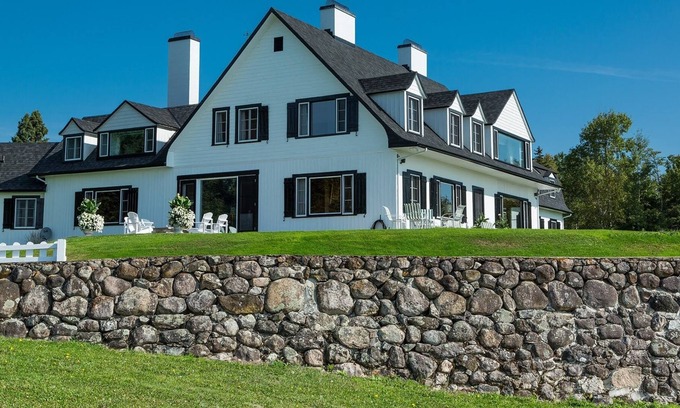 La Malbaie House | Ciel Sur Mer - Organic Farm Stay