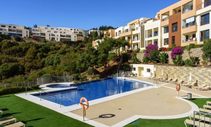 Marbella Apartment | Cielo y mar Samarita by Interhome
