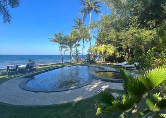 Bukti Resort | Ciliks Beach Garden