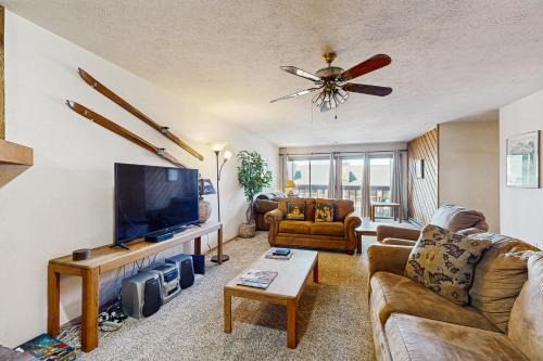 Historic District Apartment | Cimarron #305
