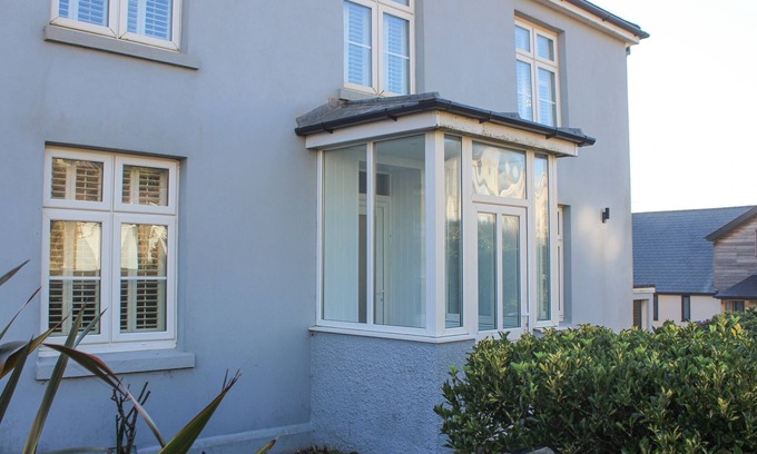 Hope-Cove Cottage | CINDY'S RETREAT, pet friendly, with a garden in Hope Cove