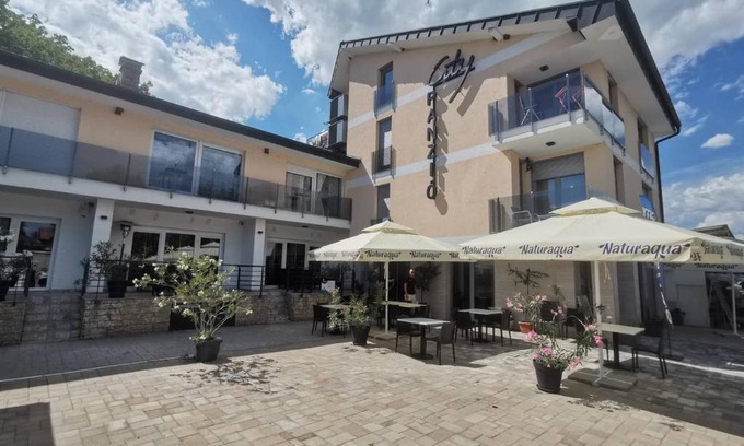 Balatonlelle Apartment | City Apartman ház