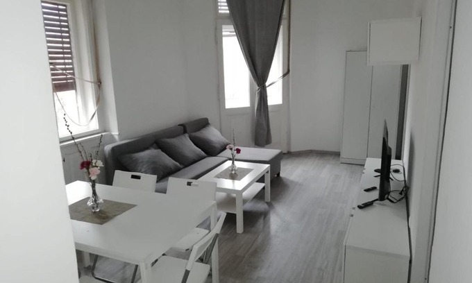 Szombathely Apartment | City Center 4 Bedroom Apartment on Szell Street N12 Fully Equipped