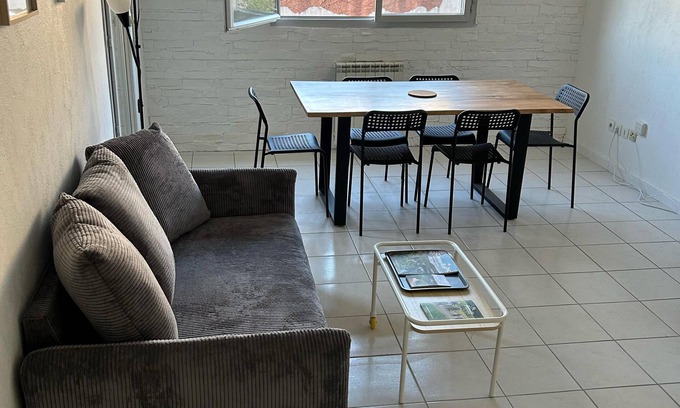 Montauban Apartment | City center apartment/parking space/balcony