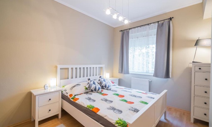 Siofok Apartment | City Centre Apartment with Big Balcony