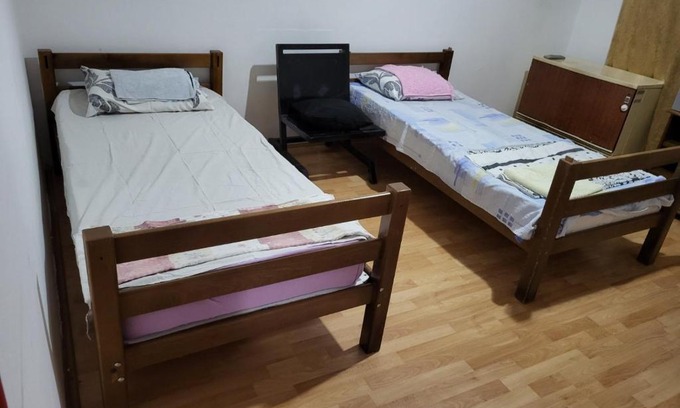 Mitrovicë House | City Rooms 400m from Center