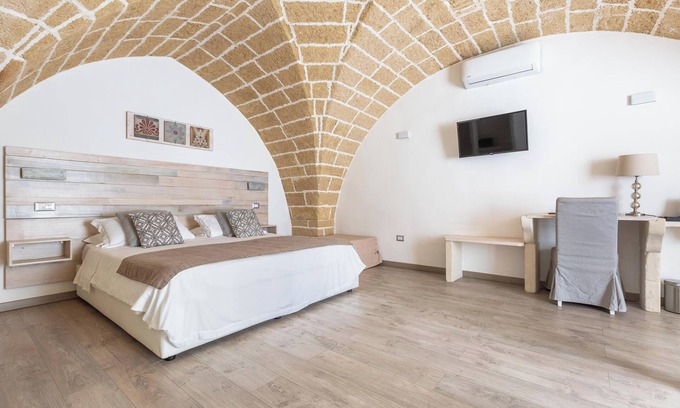 Gallipoli Historic Center Hotel | Clara Domus - Quadrupla