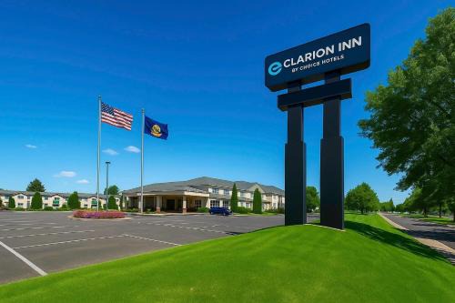 Idaho Falls Hotel | Clarion Inn Idaho Falls Riverfront