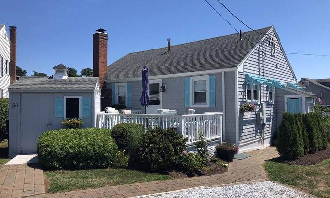 Old Lyme Cottage | Classic Cottage in Best Private Community in Old Lyme CT.