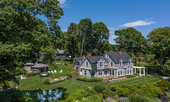 York Harbor House | Classic York Harbor Cottage with Ocean Views!