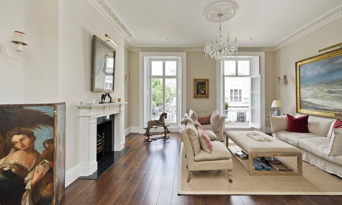 Brompton & Hans Town House | Classical Living in Knightsbridge, by Veeve