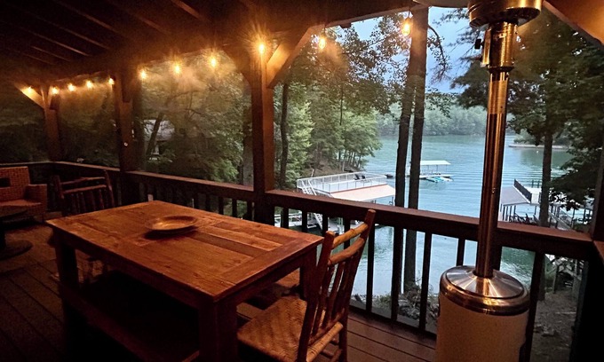 Blue Ridge Cabin | Classsic cozy mountain Cabin with dock right on Lake Blue Ridge