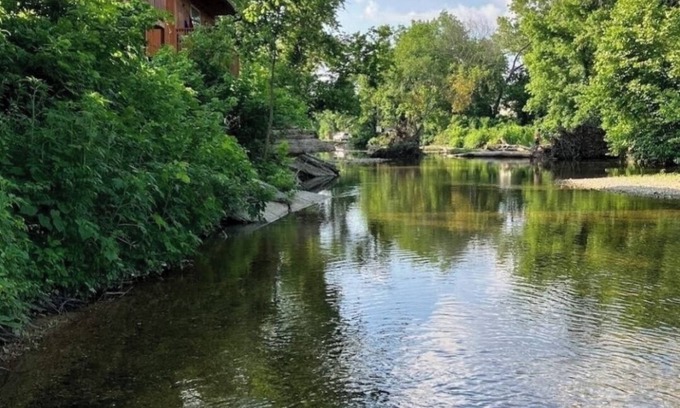 Noel Cabin | Classy Cabin on the River