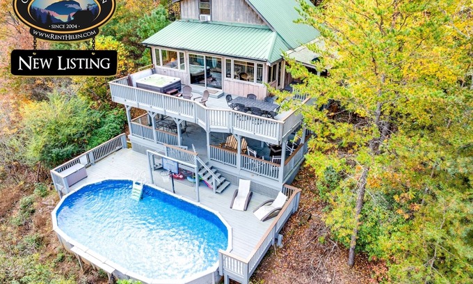 Sautee Nacoochee House | Clay Days – 2BR Mountain View Cabin with Pool & Hot Tub