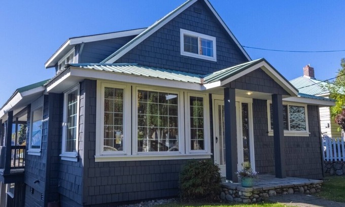 Cle Elum House | Cle Elum Bungalow - Walk to Town!