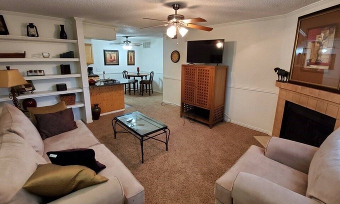 Odessa Condo | Clean 1 bedroom, 1 bath Condo! Fully Furnished! Washer/Dryer inside!