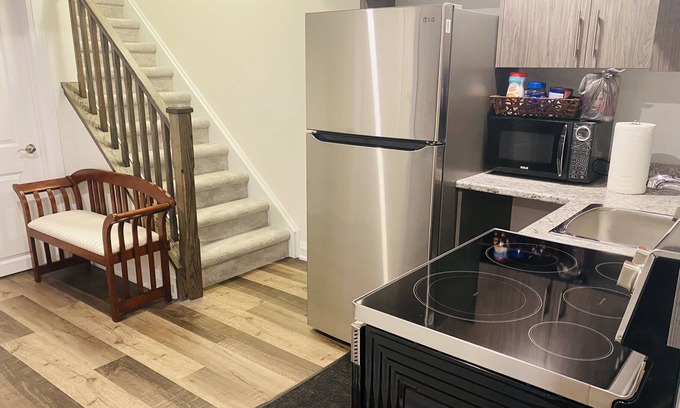 Hamilton House | Clean Apartment✔Modern✔Prime Location✔Quiet Area