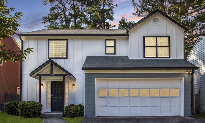 Lawrenceville House | Clean + Cozy + Close to 85 & 316 | Pets
