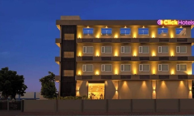 Bhuj Hotel | Click Hotel Bhuj