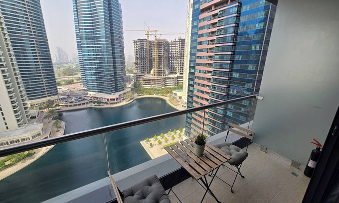 Jumeirah Lake Towers Apartment | Click Stay - JLT - Entire Studio & Balcony Lakes view Apartment -NA