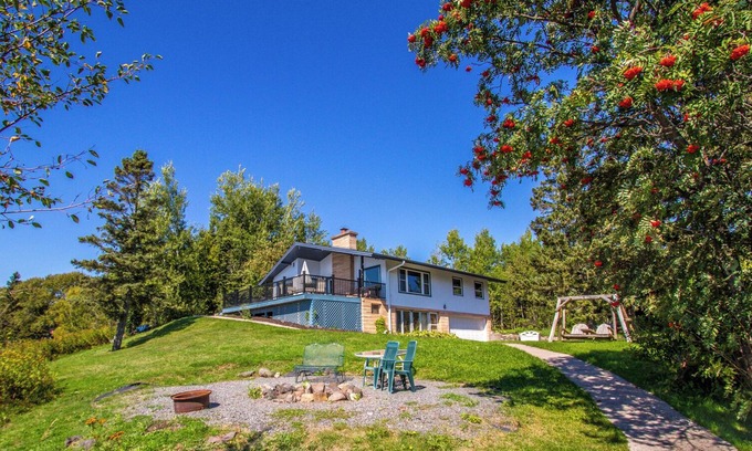 Two Harbors Cabin | Cliff Point - Lake Superior - Two Harbors, MN