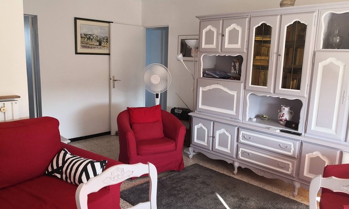 La Seyne-sur-Mer Apartment | Close to beaches, nice apartment 65 m2, with view, in very quiet residence