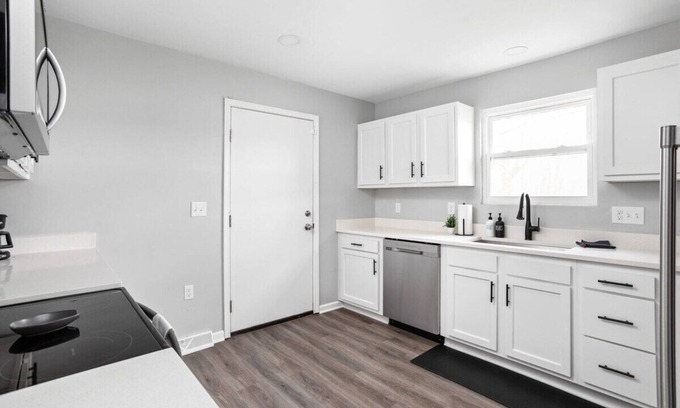 Acton House | Close to Downtown & Sites | Pet Friendly Retreat