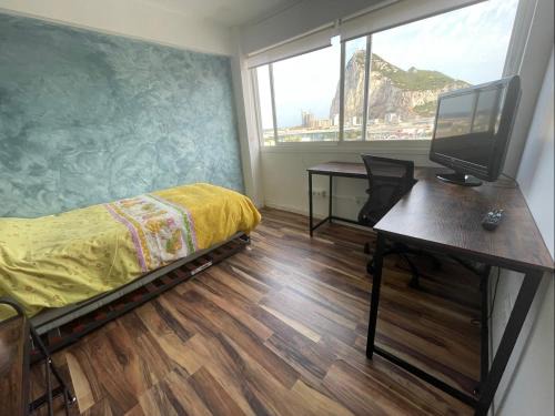 La Linea de la Concepcion House | Closest room to Gibraltar Border