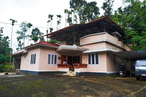 Amalavayal House | Cloud Wayne