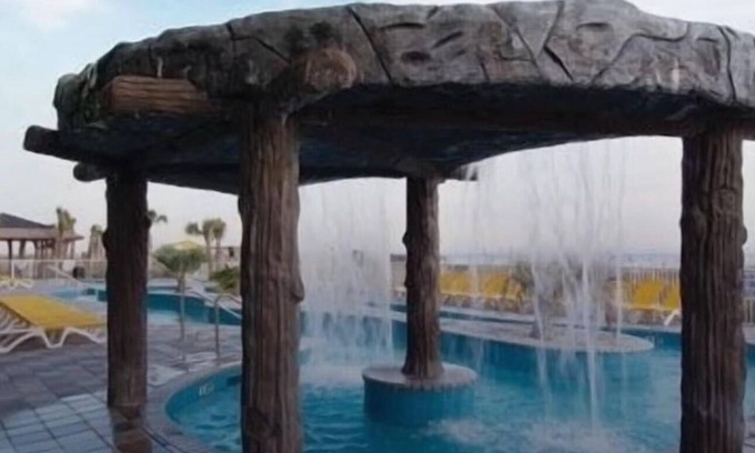 Cherry Grove Beach Resort | Club Wyndham Towers on the Grove