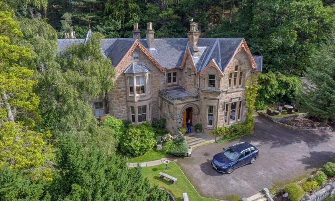 Forres Hotel | Cluny Bank