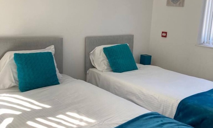 South Shore Apartment | Coast by Coast Accommodation Station Road
