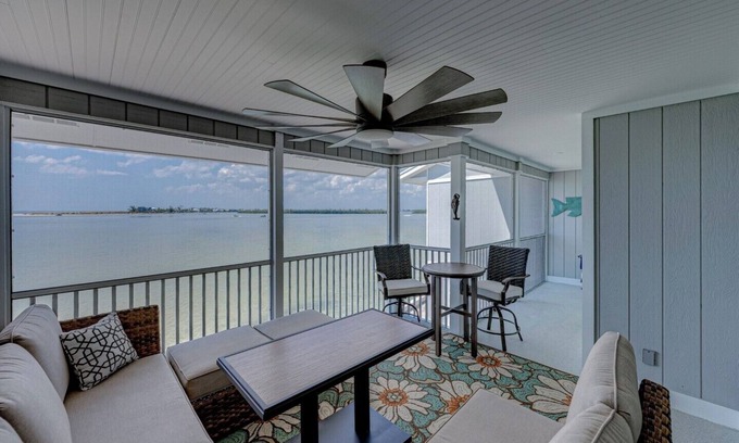 Boca Grande Condo | Coastal BG North 82, a spacious 2-bed, 2-bath Boca Grande with stunning Gulf views