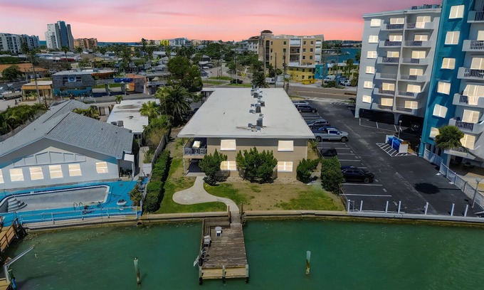Treasure Island Condo | Coastal condo minutes from Treasure Island Beach