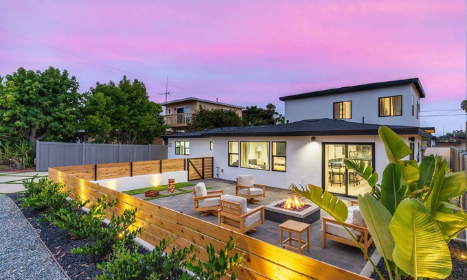 Carlsbad House | Coastal Escape: Walk to Beach, Hot Tub, Fire Pits