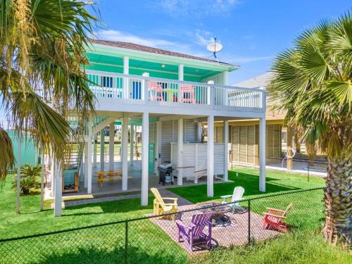 Galveston House | Coastal Hourglass