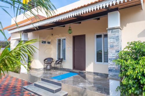 Murudeshwara Hotel | Coastal Pearl Home Stay, Murudeshwar