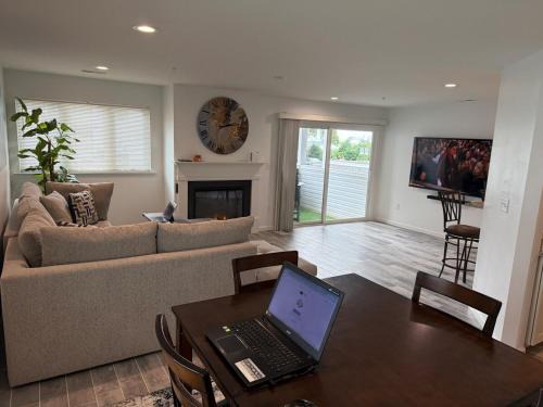 Hampton Apartment | Coastal Retreat by the Bay