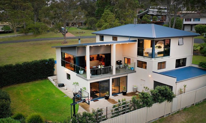 Mollymook House | Coastal Serenity on Mollymook