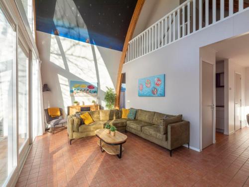Callantsoog House | Coastal Villa with Jacuzzi