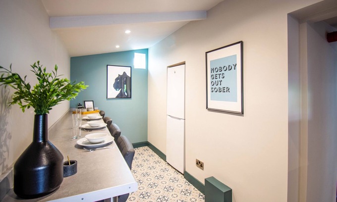 Leeds House | Cobden House, 5 Bed, 5 En-suite