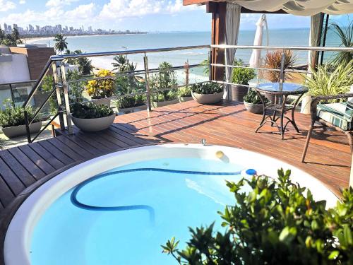 Cabo Branco Apartment | Cobertura incrível pé na areia no Cabo Branco