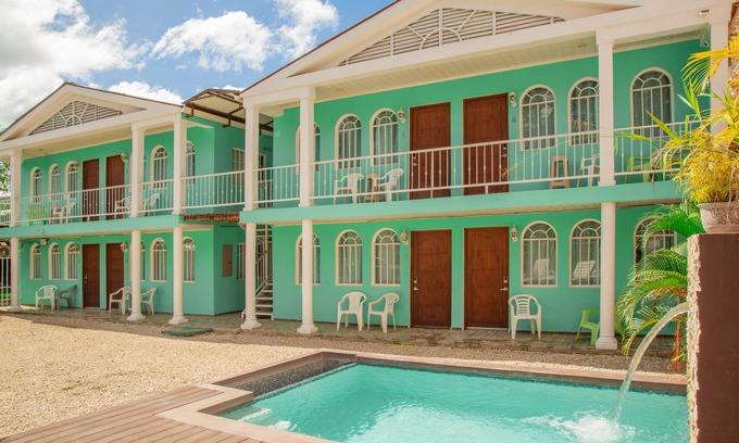 Coco Apartment | Cococabana3 newly renovated 1BR/1BA apar in downtown Coco, 5 min walk to beach.