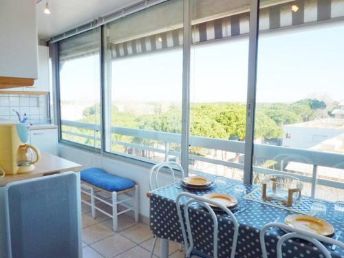 La Grande-Motte Apartment | Coeur de ville Appartement studio cabine pour 4 personnes N19