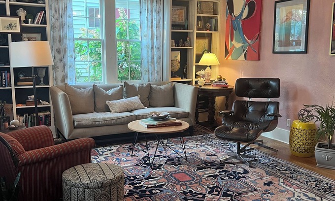 Joffre House | Colorful 2Br 2Ba home in Memphis - close to everything! Long terms stays welcome