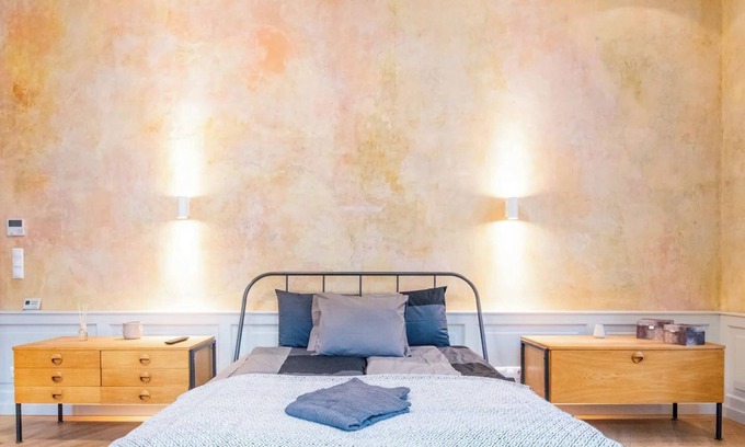 Erzsebetvaros Apartment | Colorful Modern Luxury Apartment