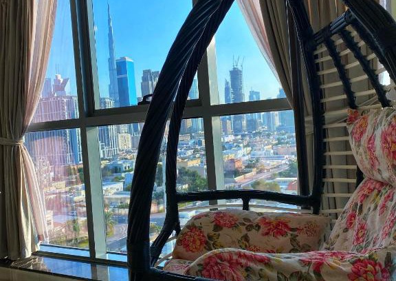 Al Satwa Apartment | ColorN Apartament 5 min Sheik Zayed Road, Future Museum, view Burj Khalifa and Downtown and 5 min car to the beach!!